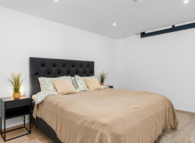 Herverkoop - Villa - Cabo Roig