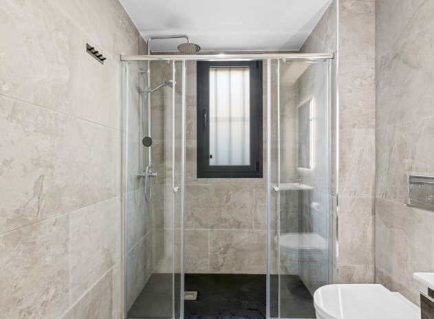 Herverkoop - Villa - Cabo Roig