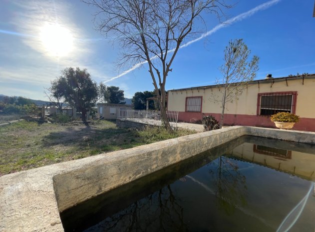 Revente - Finca / Maison Rurale - Aspe