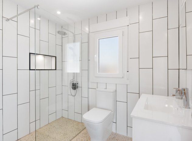 Wiederverkauf - Finca / Ländliches Wohnhaus - Catral