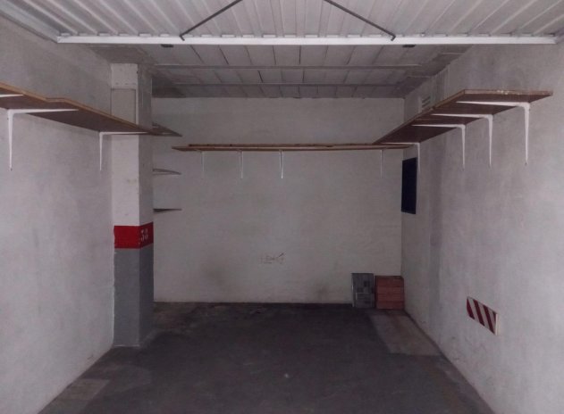 Revente - Parking / Garage - Torrevieja