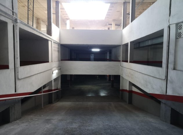 Revente - Parking / Garage - Torrevieja