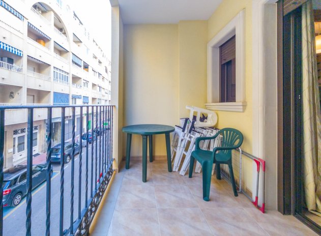 Revente - Appartement - Torrevieja - Acequion