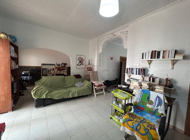 Resale - Villa * - Jacarilla *