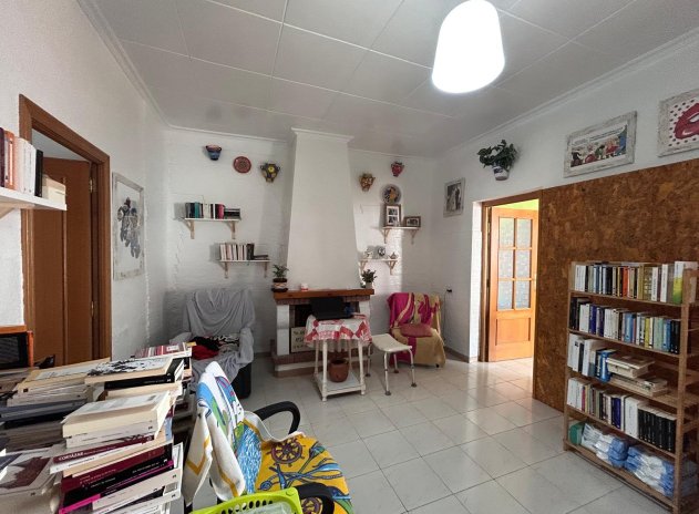 Resale - Villa * - Jacarilla *