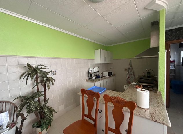 Resale - Villa * - Jacarilla *