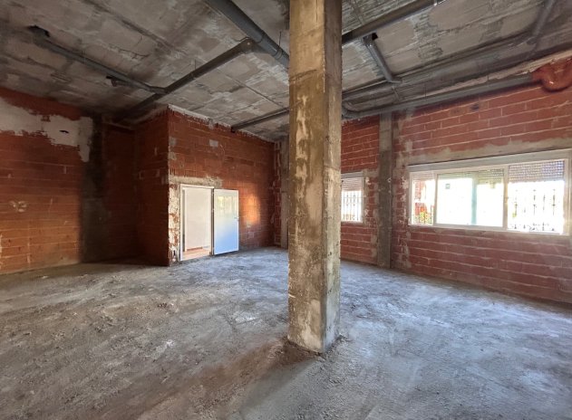 Herverkoop - Commercieel - Jacarilla