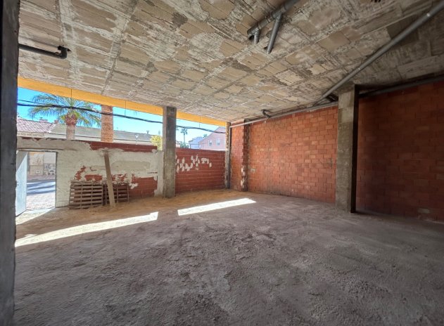 Herverkoop - Commercieel - Jacarilla