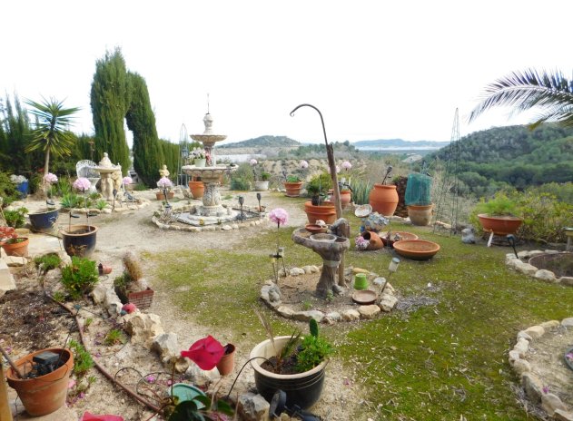 Herverkoop - Finca / Plattelands Woning - Torremendo