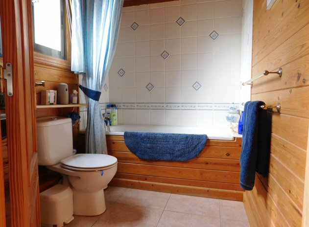 Herverkoop - Finca / Plattelands Woning - Torremendo