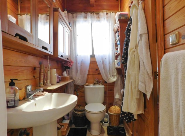 Herverkoop - Finca / Plattelands Woning - Torremendo