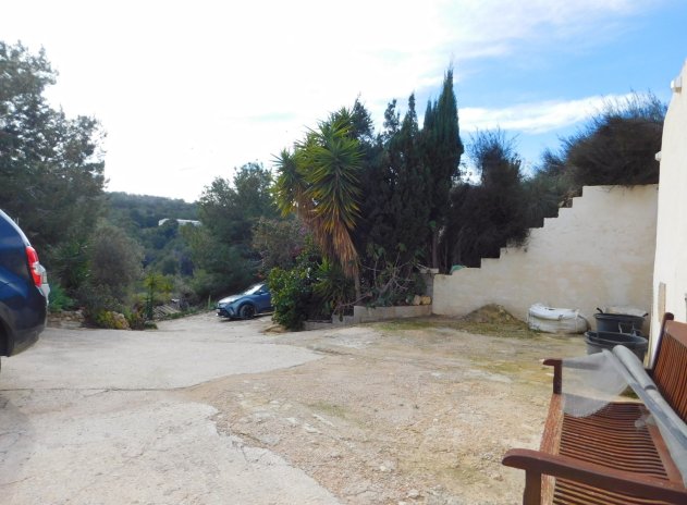 Herverkoop - Finca / Plattelands Woning - Torremendo