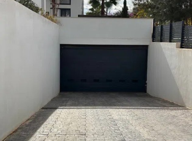 Resale - Apartment / Flat * - Mar de Cristal *