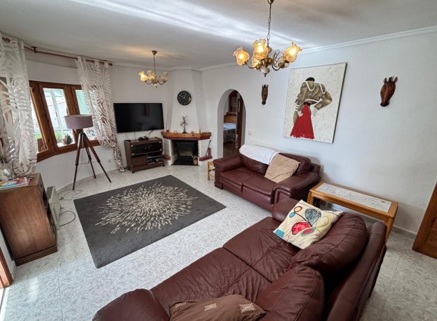 Revente - Villa Detached - Ciudad Quesada