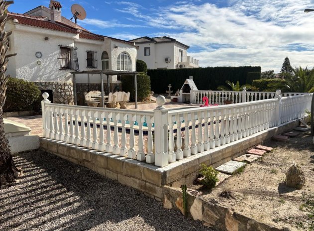 Revente - Villa Detached - Ciudad Quesada