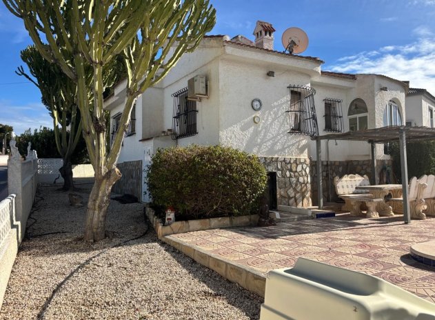 Revente - Villa Detached - Ciudad Quesada