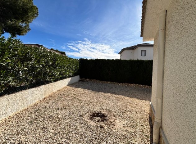 Revente - Villa Detached - Ciudad Quesada