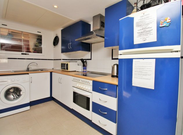 Resale - Apartment / Flat * - Playa Flamenca *