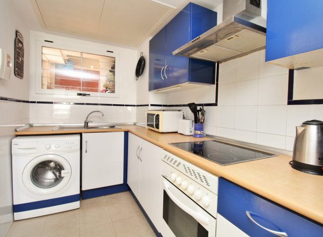 Resale - Apartment / Flat * - Playa Flamenca *