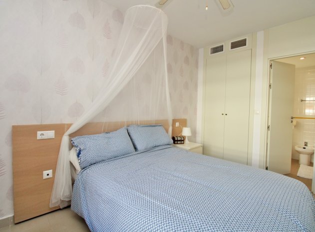 Resale - Apartment / Flat * - Playa Flamenca *