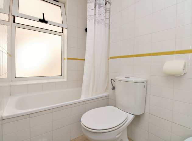 Resale - Apartment / Flat * - Playa Flamenca *