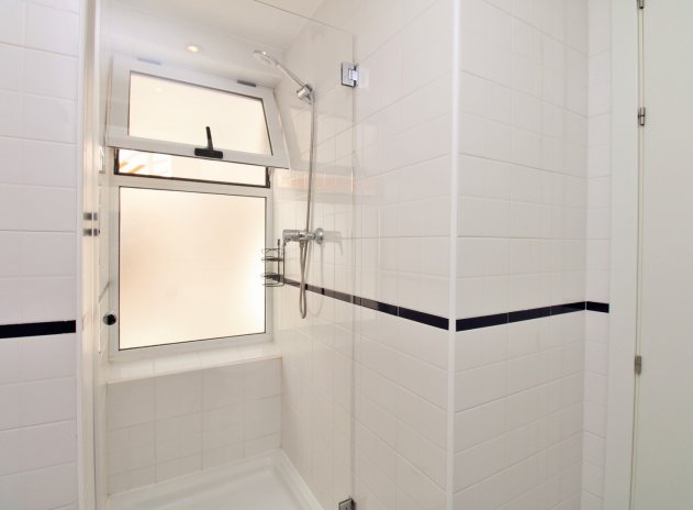 Resale - Apartment / Flat * - Playa Flamenca *