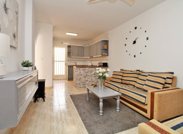 Wiederverkauf - Wohnung - Villamartin - Villamartín