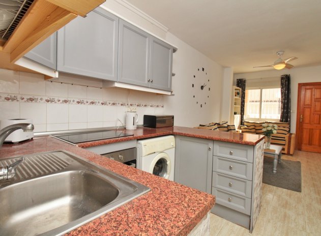 Wiederverkauf - Wohnung - Villamartin - Villamartín