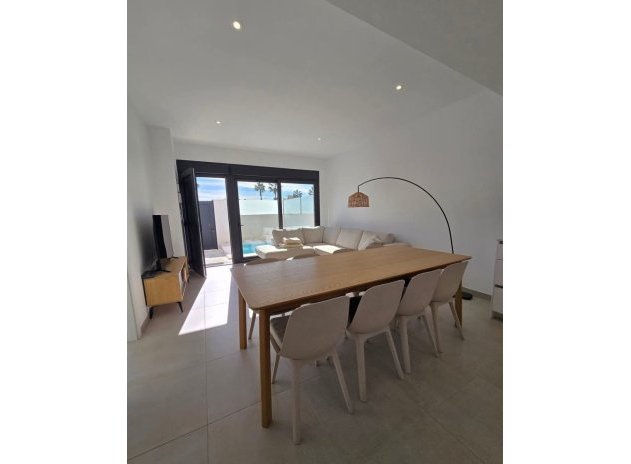 Resale - Villa * - Torre Pacheco *