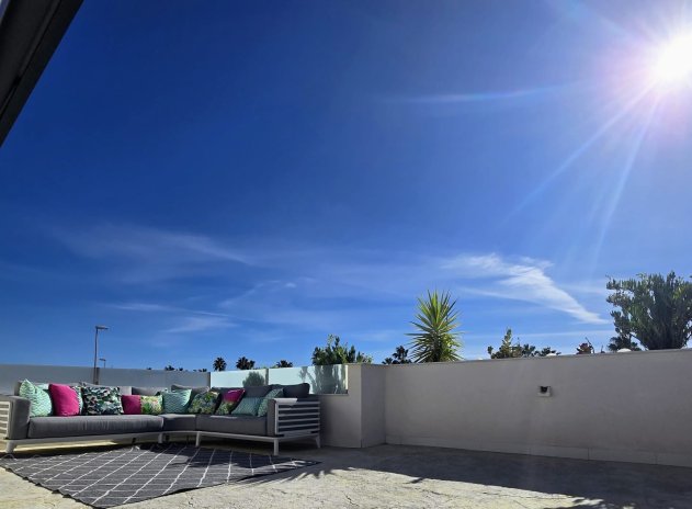 Resale - Villa * - Torre Pacheco *