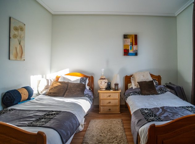 Resale - Villa * - Torrevieja * - Los Balcones *