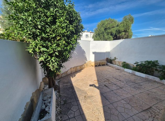 Reventa - Villa - Torrevieja - Los Balcones