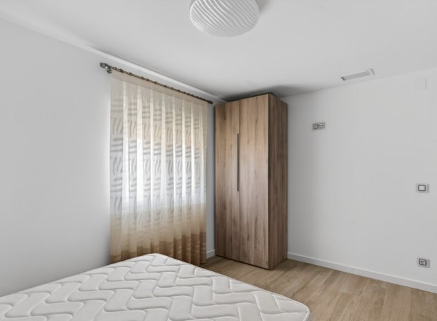 Herverkoop - Villa - Alicante - Rebolledo