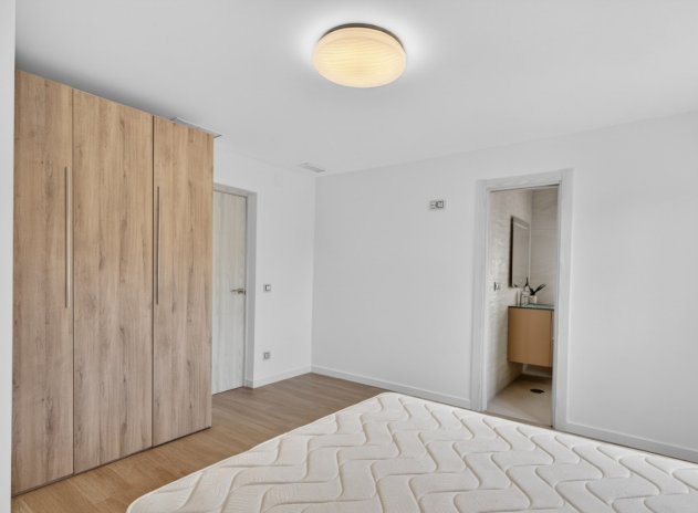 Herverkoop - Villa - Alicante - Rebolledo