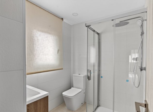 Herverkoop - Villa - Alicante - Rebolledo