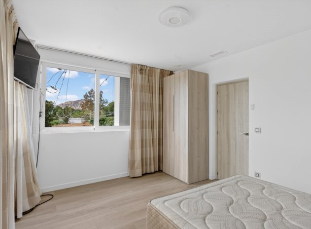 Herverkoop - Villa - Alicante - Rebolledo