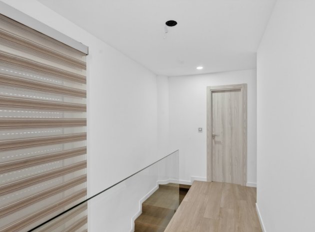 Herverkoop - Villa - Alicante - Rebolledo