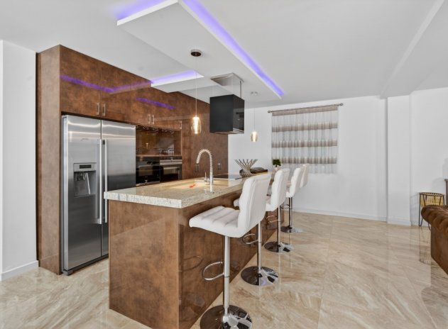 Herverkoop - Villa - Alicante - Rebolledo