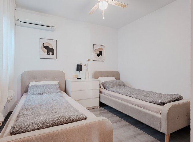 Herverkoop - Appartement - Villamartin - Las Filipinas