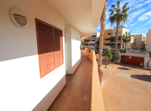 Resale - Apartment / Flat * - Playa Flamenca *
