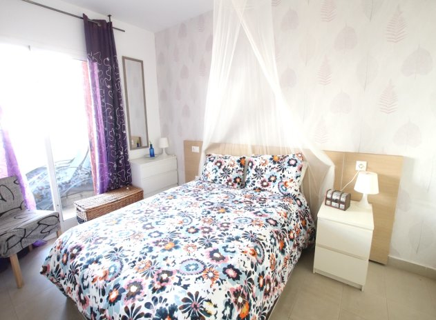 Resale - Apartment / Flat * - Playa Flamenca *