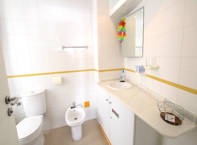 Resale - Apartment / Flat * - Playa Flamenca *