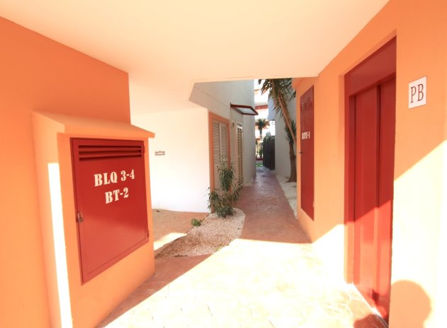 Resale - Apartment / Flat * - Playa Flamenca *