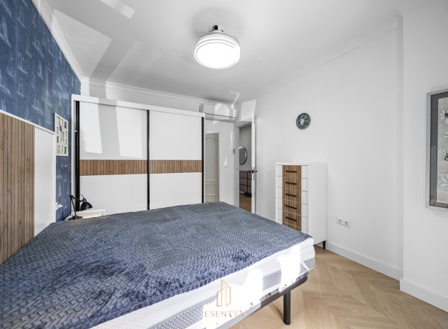 Herverkoop - Finca / Plattelands Woning - Torrevieja