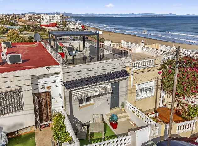 Herverkoop - Finca / Plattelands Woning - Torrevieja