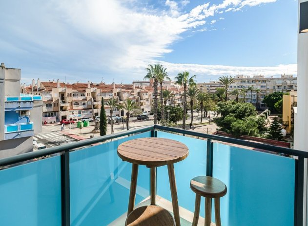 Herverkoop - Appartement - Torrevieja - Calas Blancas