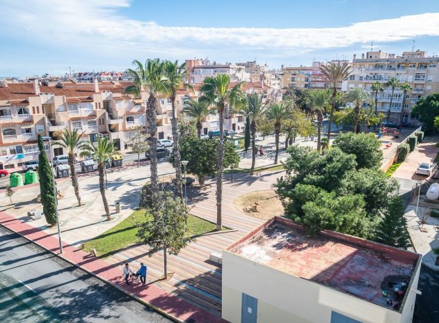 Herverkoop - Appartement - Torrevieja - Calas Blancas