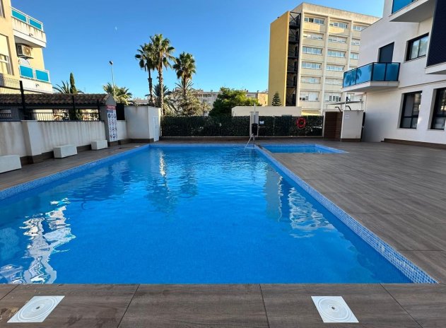 Herverkoop - Appartement - Torrevieja - Calas Blancas