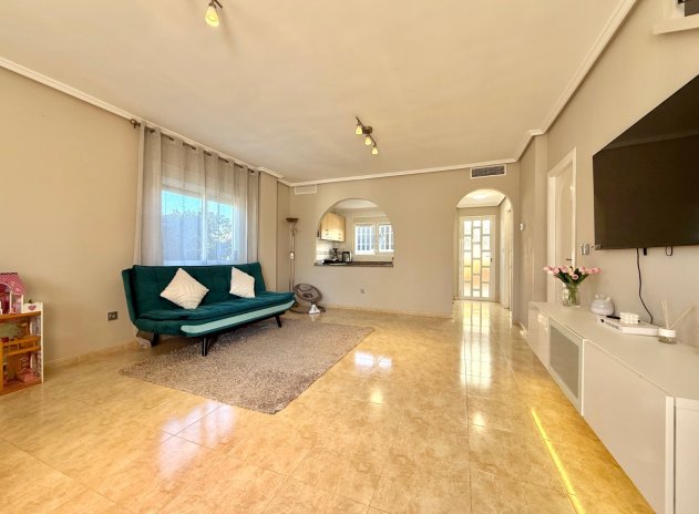 Resale - Villa * - Ciudad Quesada * - Doña Pepa *