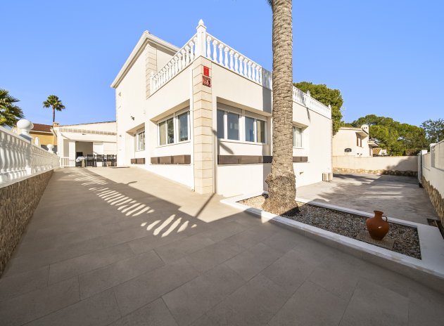 Revente - Villa - Orihuela Costa - La Zenia